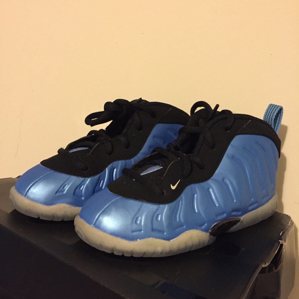 University Blue Nike Little Posite One Size 8